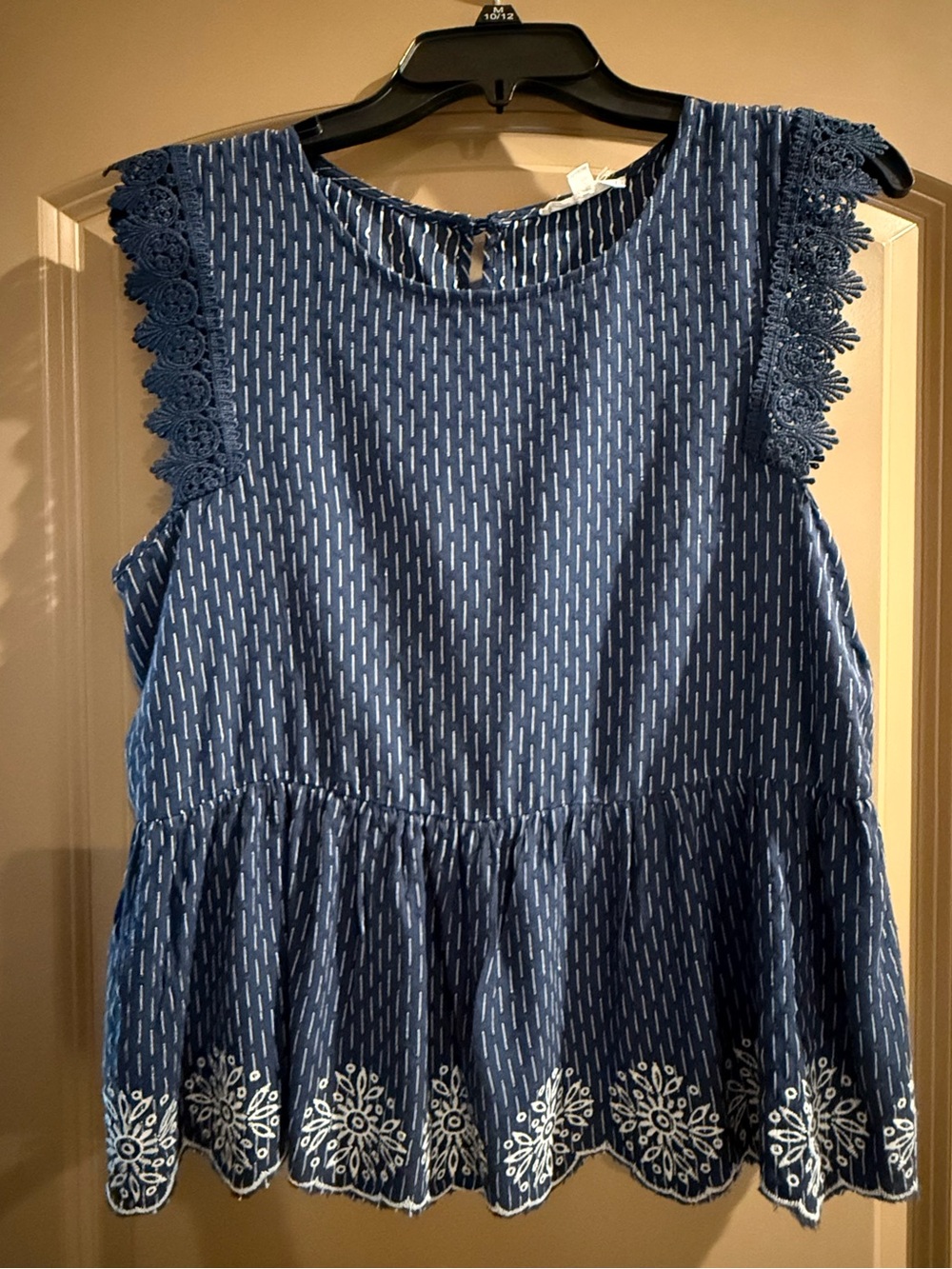 Mine Navy Lace Trim Peplum Sleeveless Blouse Size Large
